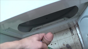 Брат нанюхался трусов и развел на секс сестру